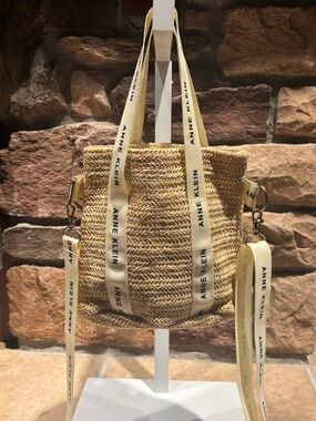 NWOT Anne Klein Woven Straw Crossbody Bucket Bag with Branded Cream Straps